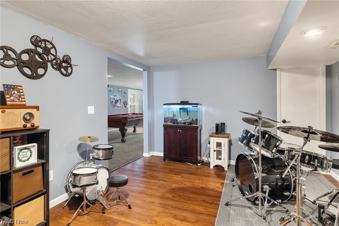 Village/Lexington - Residential