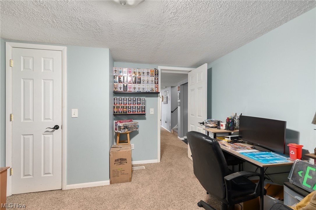 Village/Lexington - Residential