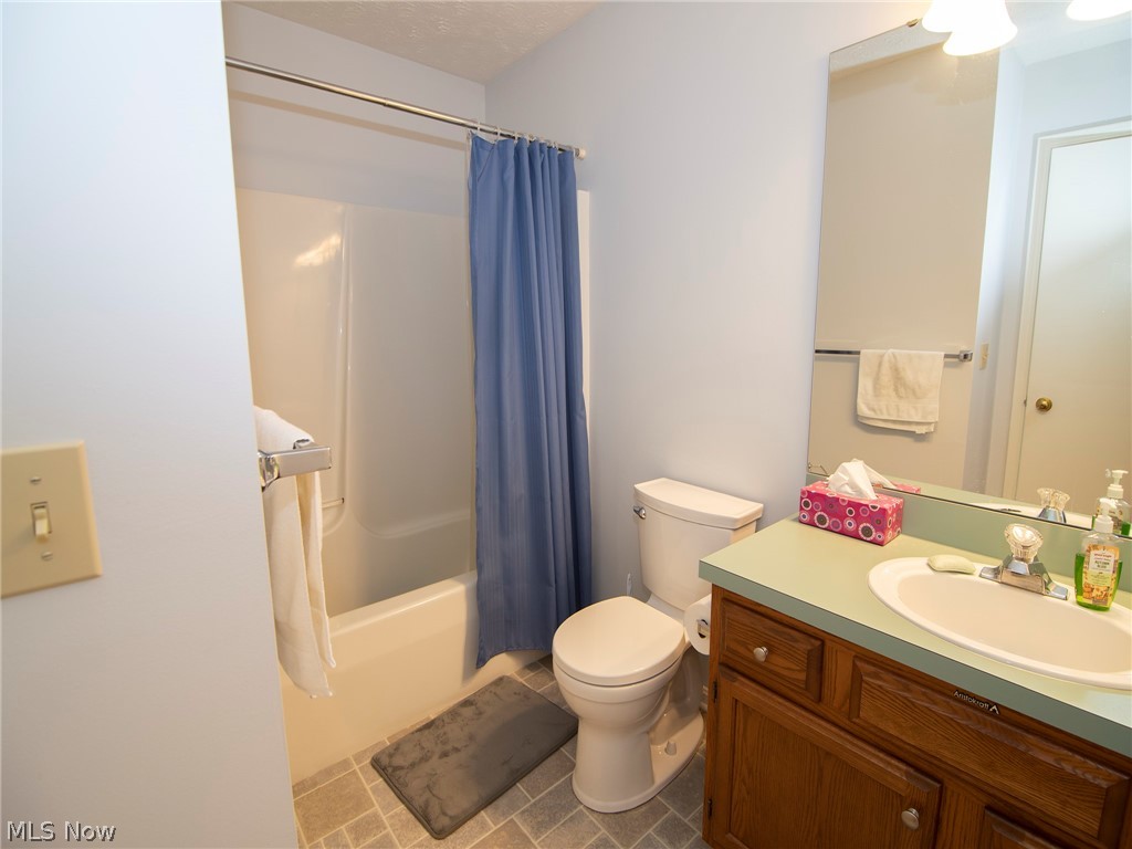 Bryn Mawr Clstr Ph 01 - Residential