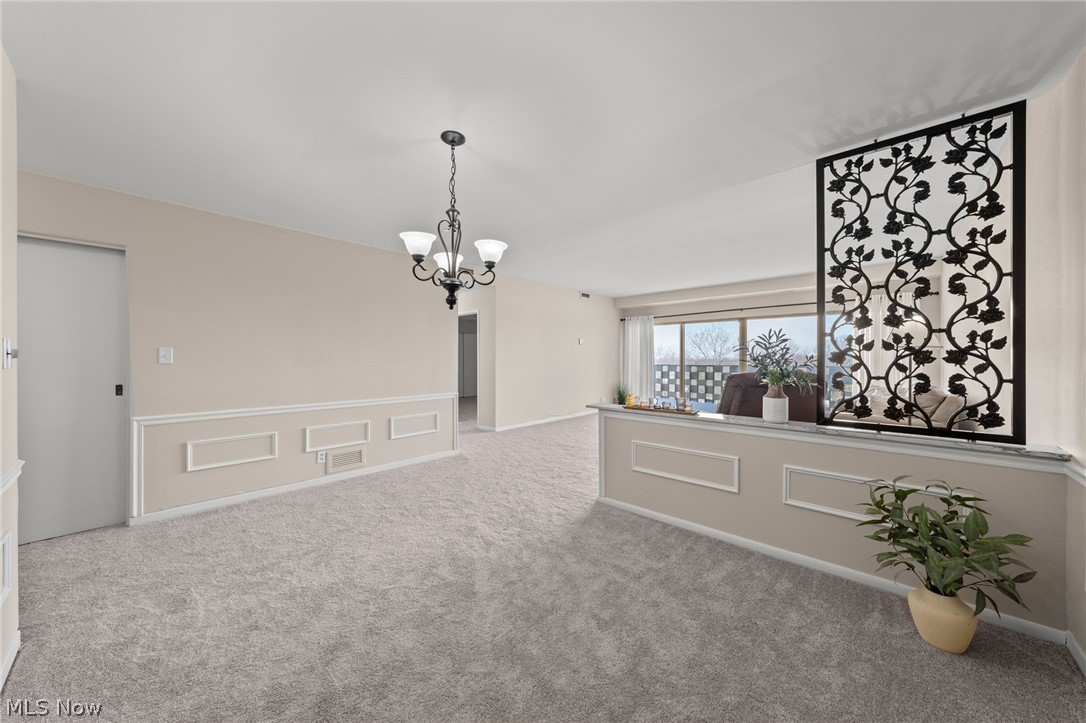 Carlton House Condo - Residential