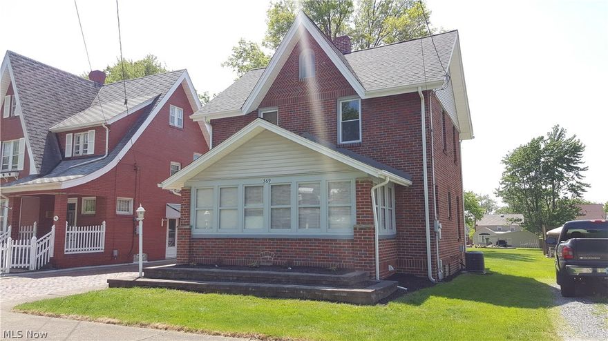 If you are looking in Warren look no further.  Everything has been done for you; Roof, windows, high efficiency furnace, H2O tank, kitchen, bath, AC Unit all have been taken care of in the last few years.  The entire interior has been repainted.  All the hardwood floors in the home have been professionally refinished and look like new.  The classic built ins look like new. Enjoy dinner on the refinished back deck overlooking one of the largest yards on this side of town.  If that's not enough we still have the oversized heated garage and the enclosed front porch.  No stone has been unturned in this fantastic home.  All this and a home warranty to give you further piece of mind in this solid, well-maintained home.