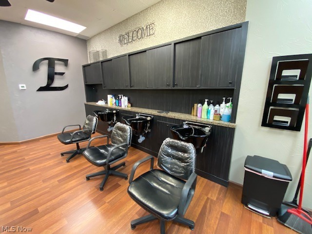 Rolling Hills Shopping Plaza - Commercial Lease