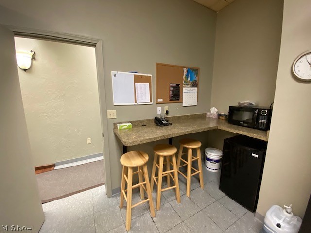 Rolling Hills Shopping Plaza - Commercial Lease