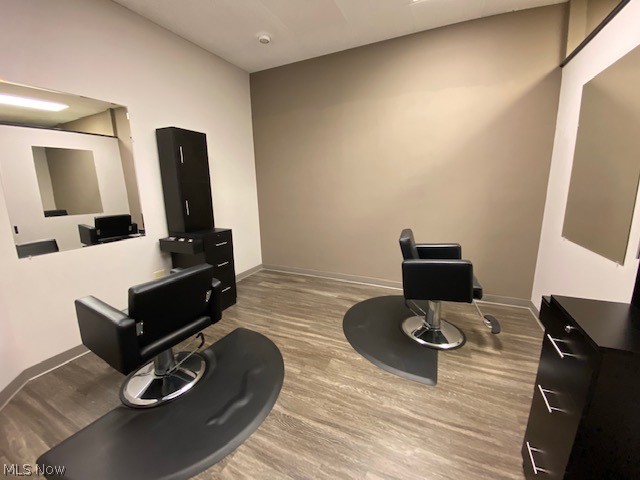 Rolling Hills Shopping Plaza - Commercial Lease