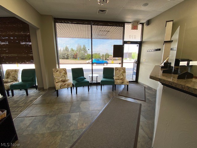 Rolling Hills Shopping Plaza - Commercial Lease