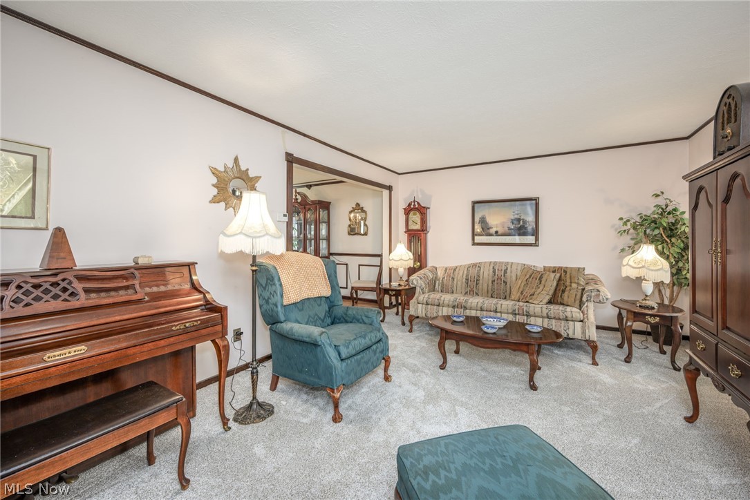 328 Wyoga Lake Boulevard