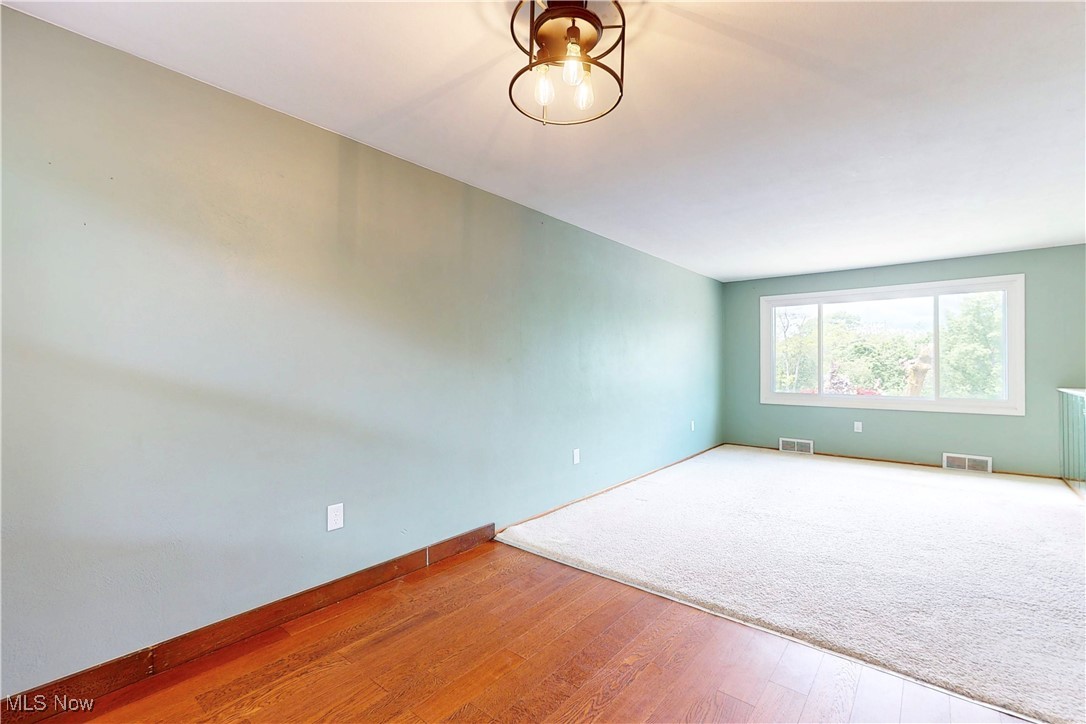 2920 Linda Way, Steubenville, Ohio image 13
