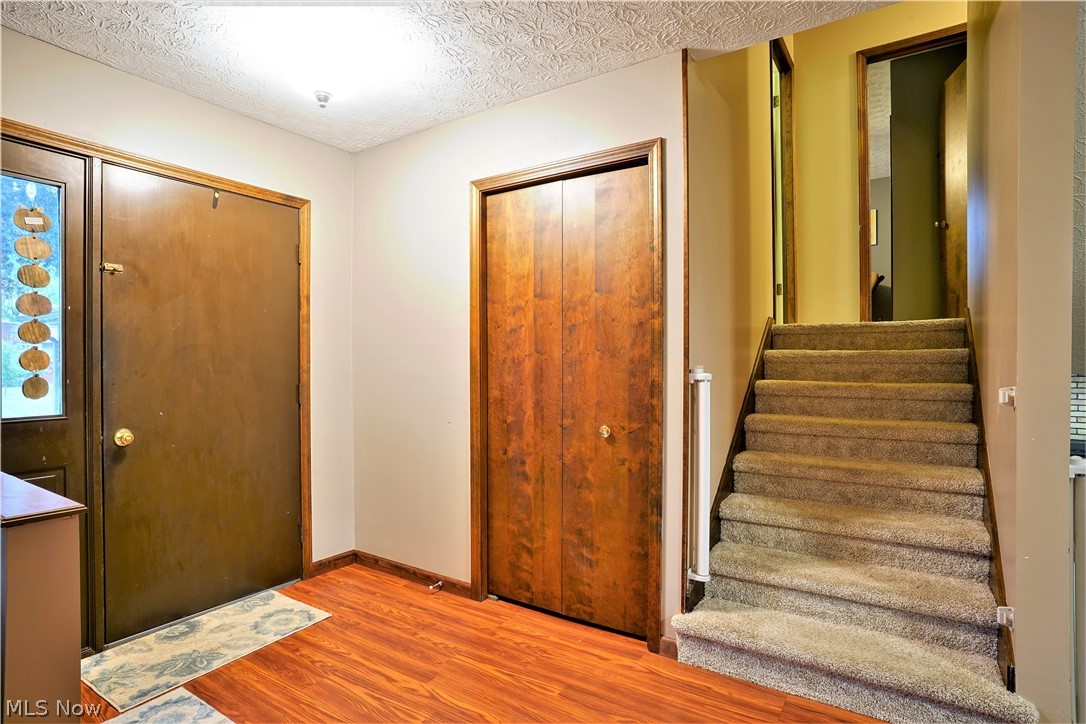 Elmcreek Knolls - Residential