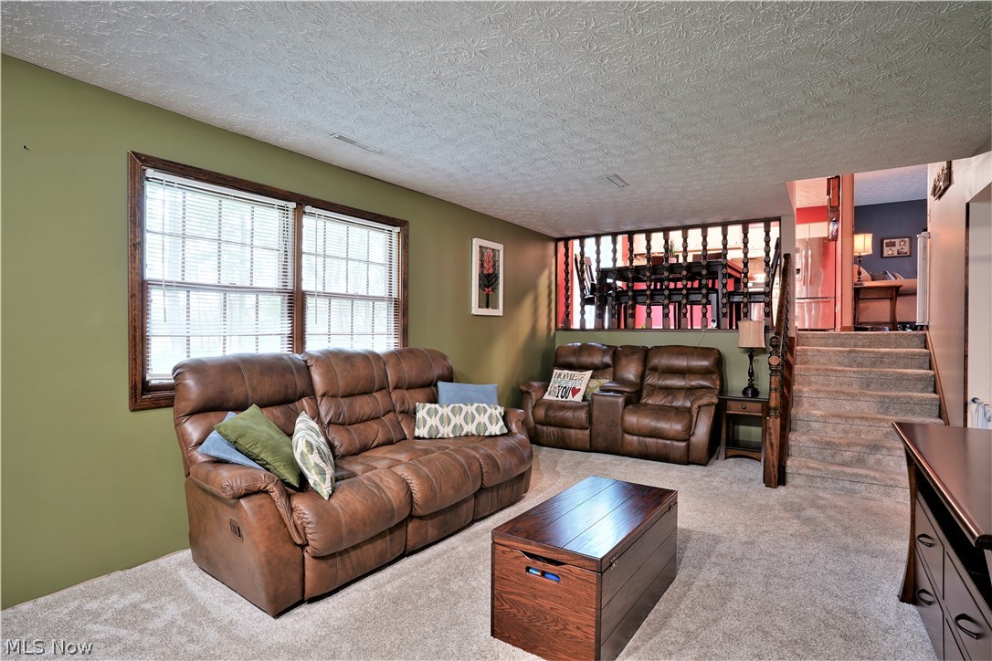 Elmcreek Knolls - Residential