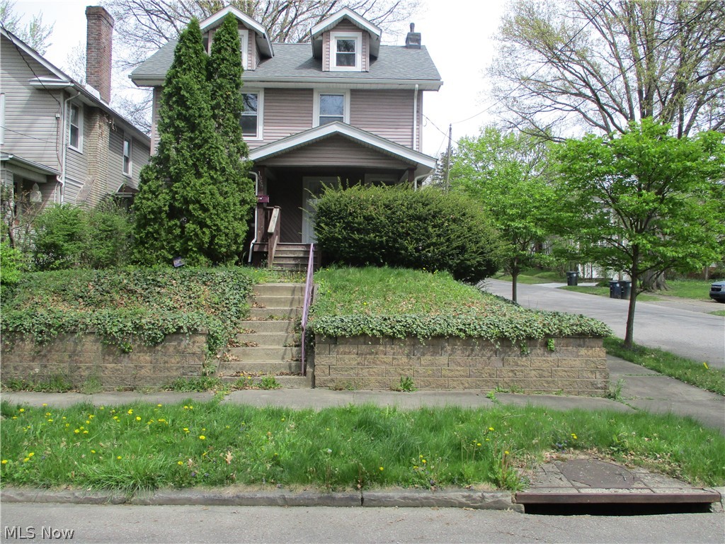 1057 Bloomfield Avenue, Akron, Ohio image 2