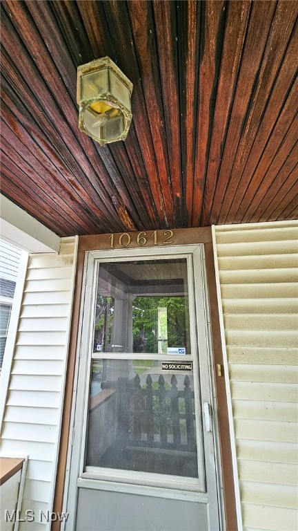 10612 Linnet Avenue, Cleveland, Ohio image 22