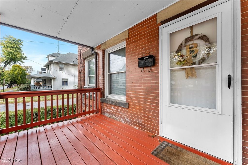 Photo of 3422 Daisy Avenue, Cleveland, OH 44109 (MLS # 5166924)