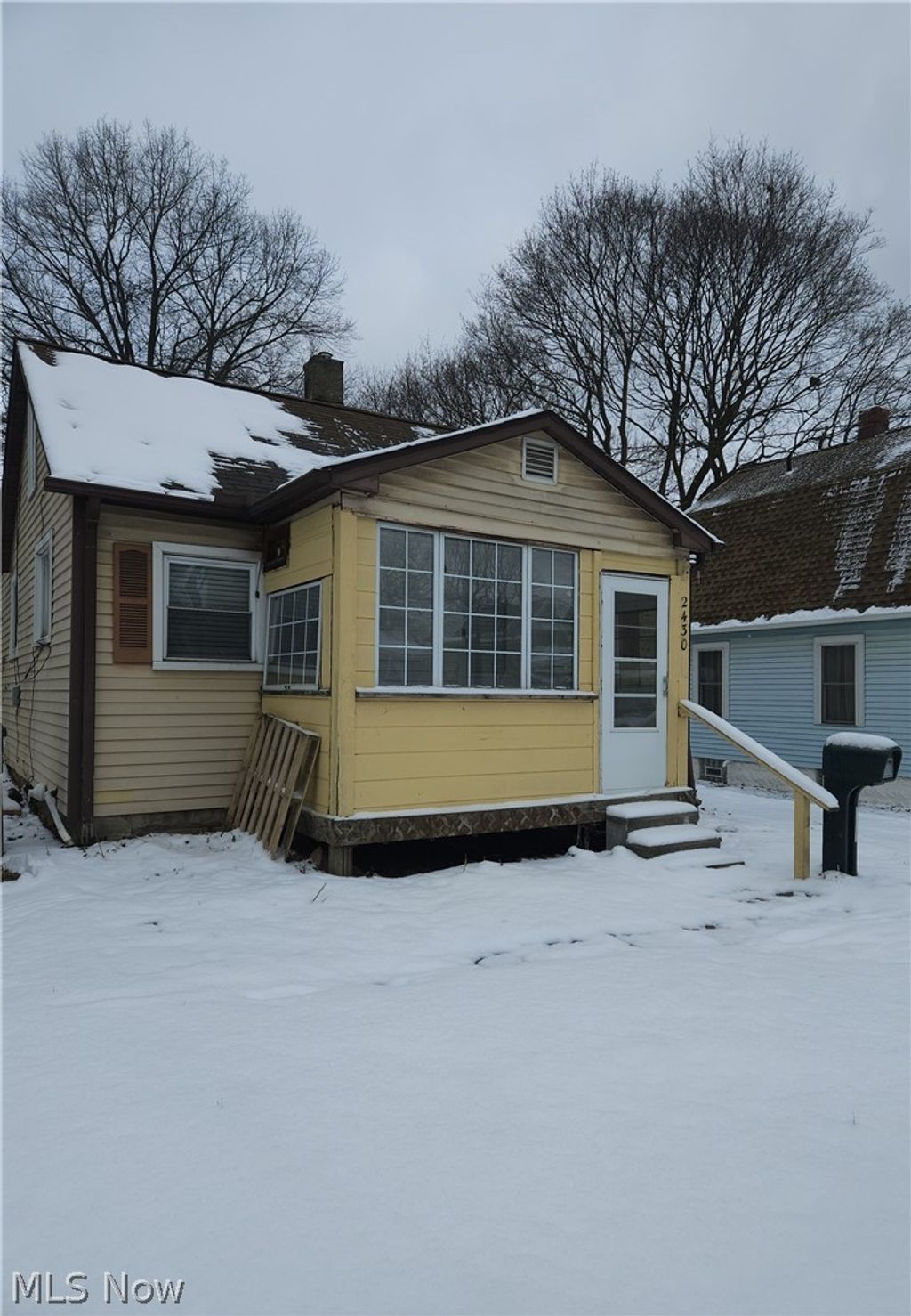 Photo of 2430 Talbot Street, Cuyahoga Falls, OH 44221 (MLS # 5189234)