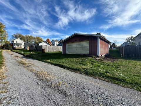 Tiny photo for 382 E Martin Street, East Palestine, OH 44413 (MLS # 5167862)