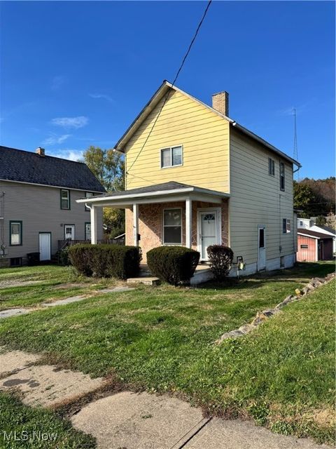 Tiny photo for 382 E Martin Street, East Palestine, OH 44413 (MLS # 5167862)