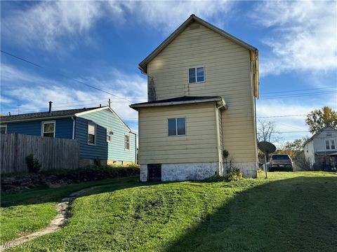 Tiny photo for 382 E Martin Street, East Palestine, OH 44413 (MLS # 5167862)