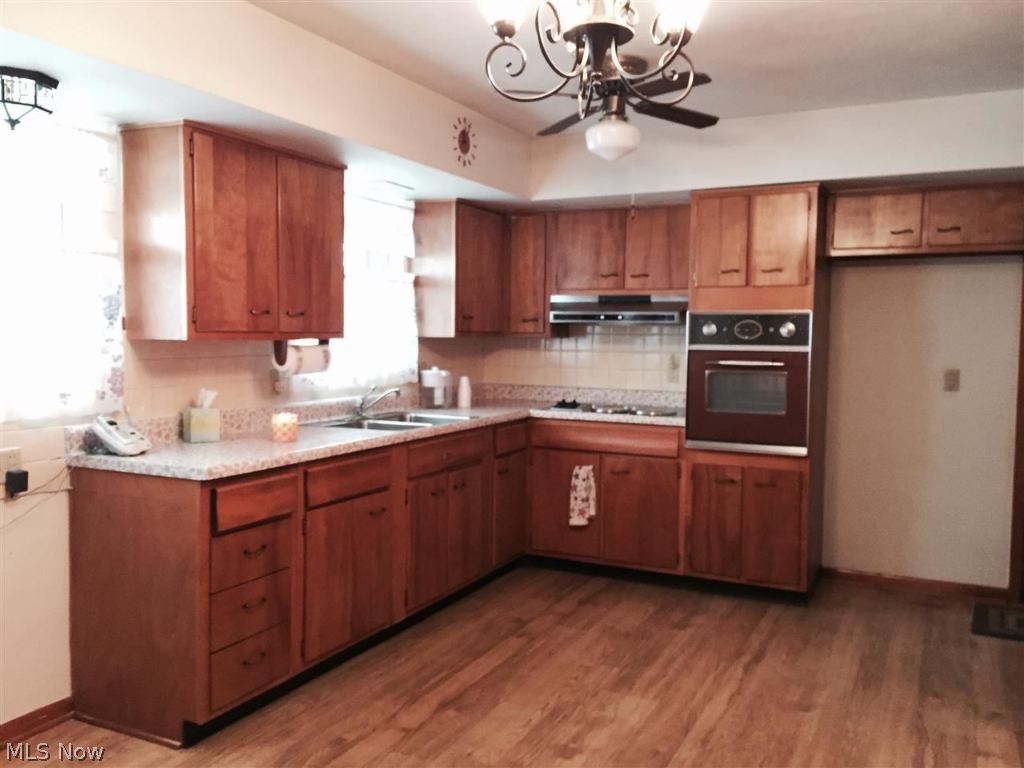 SIMMONS & FOSTER - Residential