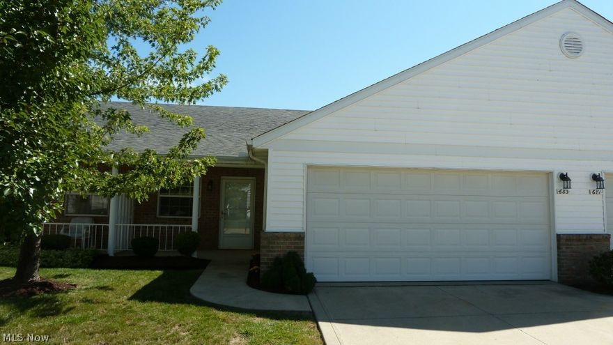 Looks absolutely new! 2 bedroom, 2 full baths and family room.  Nice size living room, ceramic tile in dining room and kitchen. Kitchen has a skylight to add to the wonderful natural lighting. All new carpeting and totally repainted in 8/14!  Walk-in closet in master plus master bath!  Lovely front porch and back patio off the family room.  All appliances are included.  Large 2 car garage w/commercial grade shelving. Don't miss this one!