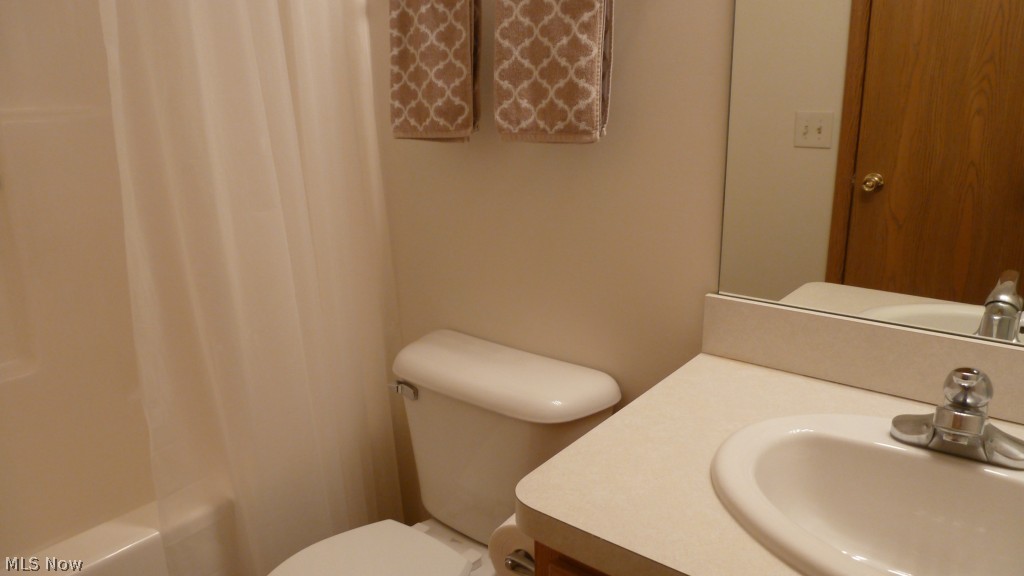 North Creek Villas Condo Ph 5 - Residential