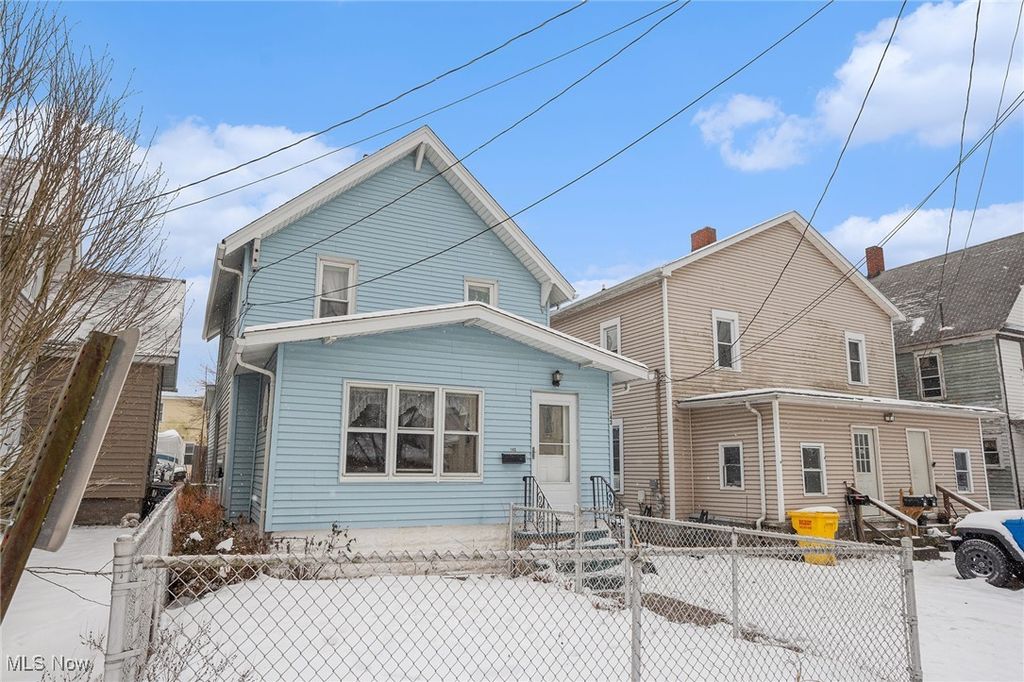 Photo of 143 Evergreen Street, Conneaut, OH 44030 (MLS # 5176781)