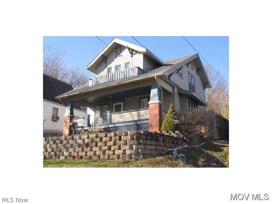 A real doll house that is move in ready!See Visual Tour. Updates include new roof & vinyl siding, new windows, updated kitchen and bath. new ot water heater, full basement with new B-dry system. All appliances convey including the washer and dryer! Hardwood floors and new carpet. Very nice!  Elem: Phillips Elementary School  Elem/Bus: N  JrHigh: Marietta Middle School School  JrHigh/Bus: N  High: Marietta High School  High/Bus: N  Fire: CIT  Police: CTY  ;SQFT=Fin L1:732, Fin L2:732, Fin Above:1464, Fin Total:1464, Unfin Above:732;GAR= 1 Car Det