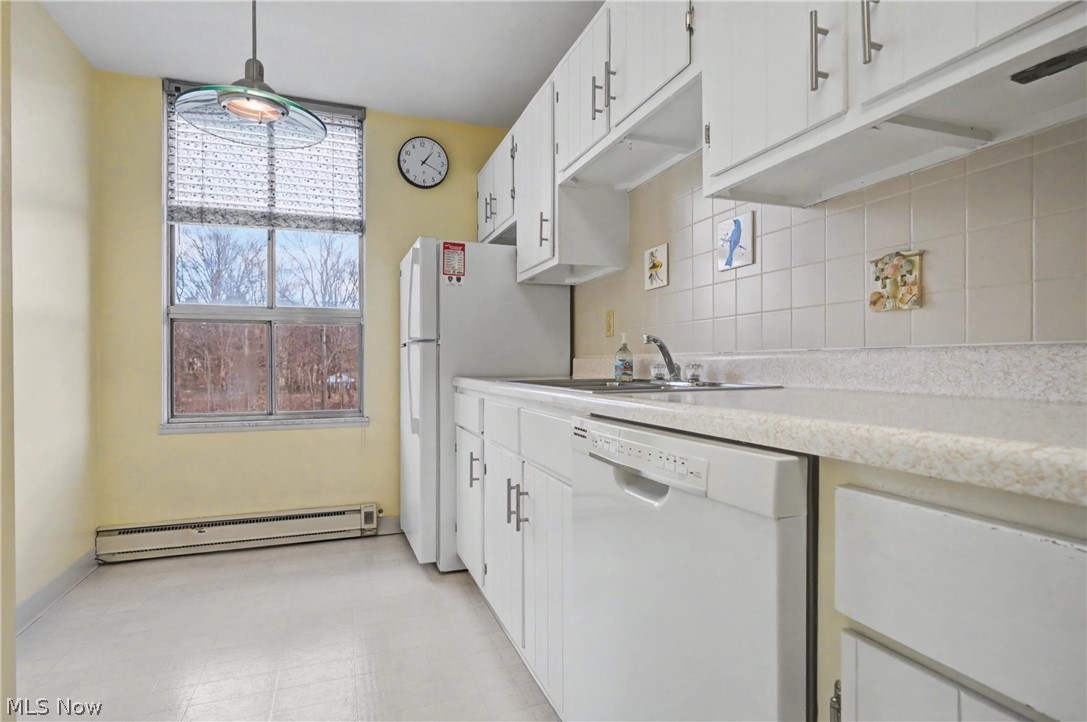 Silver Lake Towers Condo - Residential