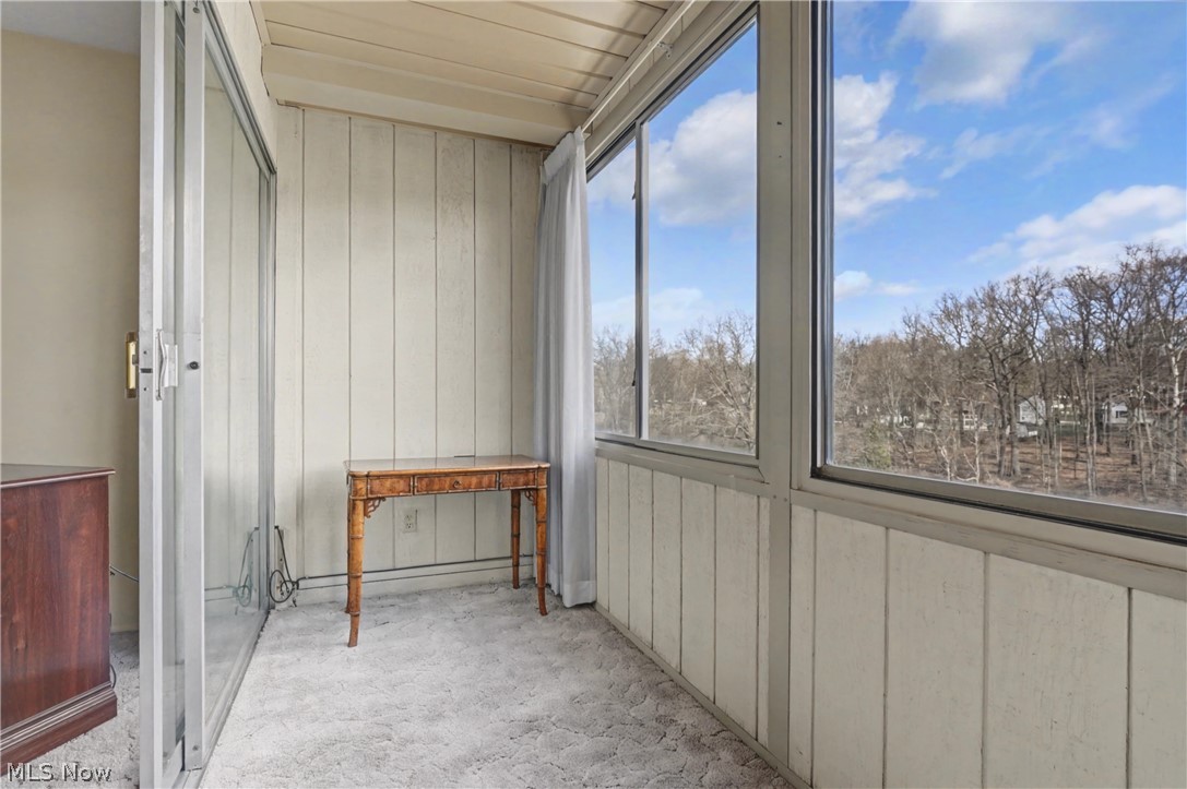 Silver Lake Towers Condo - Residential