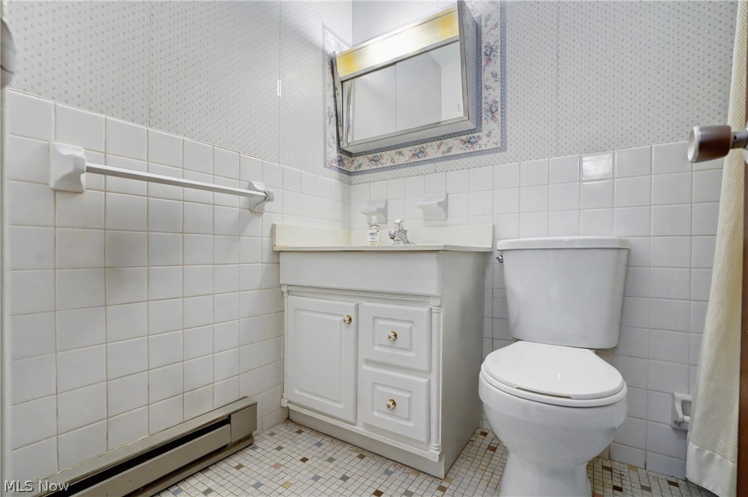 Silver Lake Towers Condo - Residential