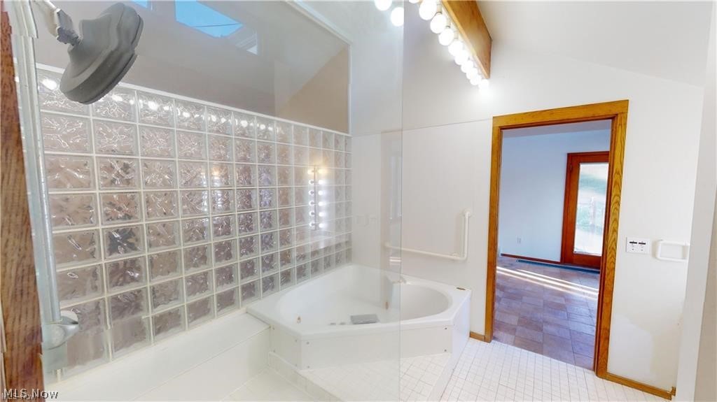 W Twin Lake - Residential Lease