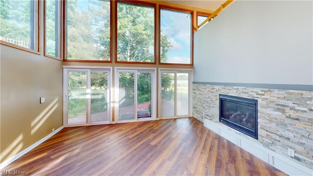 W Twin Lake - Residential Lease