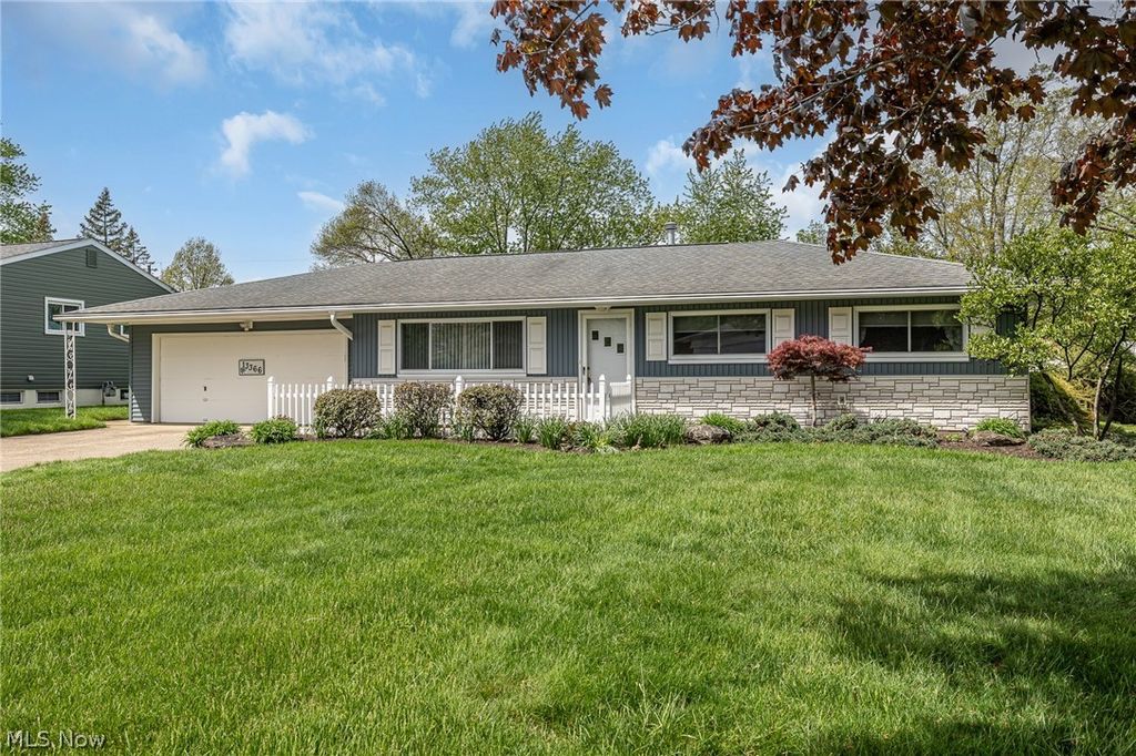 Photo of 13366 Richards Drive, Strongsville, OH 44149 (MLS # 5205317)