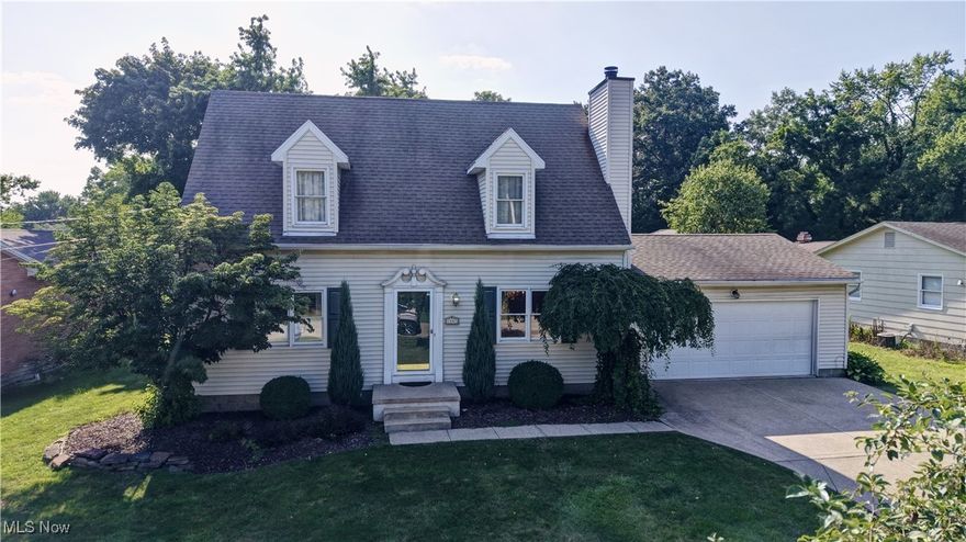 Welcome to 5807 Woodmoor Ave. in beautiful Lake Cable in the Jackson Township School District.  The home offers over 2,000 square feet, with a Master Bedroom on the first floor, and 2 more nicely sized bedrooms on the 2nd floor. Moving through the home is a roomy living room, beautiful kitchen which is fully applianced, newer cabinets, and granite counter tops. The kitchen & Great Room offers 3/4" prefinished Hickory flooring. The lower-level Finished Basement is very warm & cozy. Off the Great Room is a newer composite deck with vinyl railings, with a great view of the large back yard. There has been many upgrades to the home which is "Move in Ready!" Over the past 5-6 years, the following amenities have been added: A/C, Furnace with April Aire, Hot water tank, basement carpeting, basement side block walls painted, attic insulation, roof (13 years old). 

 What a Great House! Make your appointment now and you will not be disappointed!!