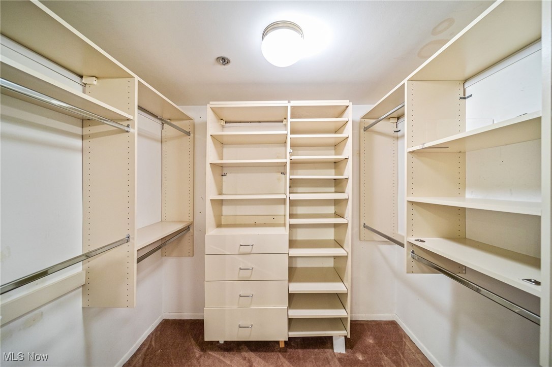 Woodhawk Club Condos - Residential