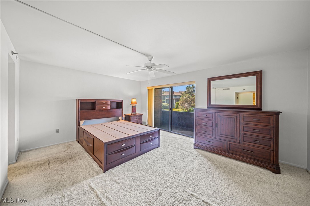 Woodhawk Club Condos - Residential