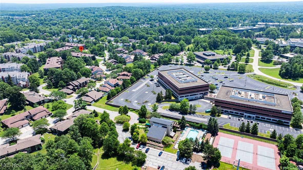 Woodhawk Club Condos - Residential