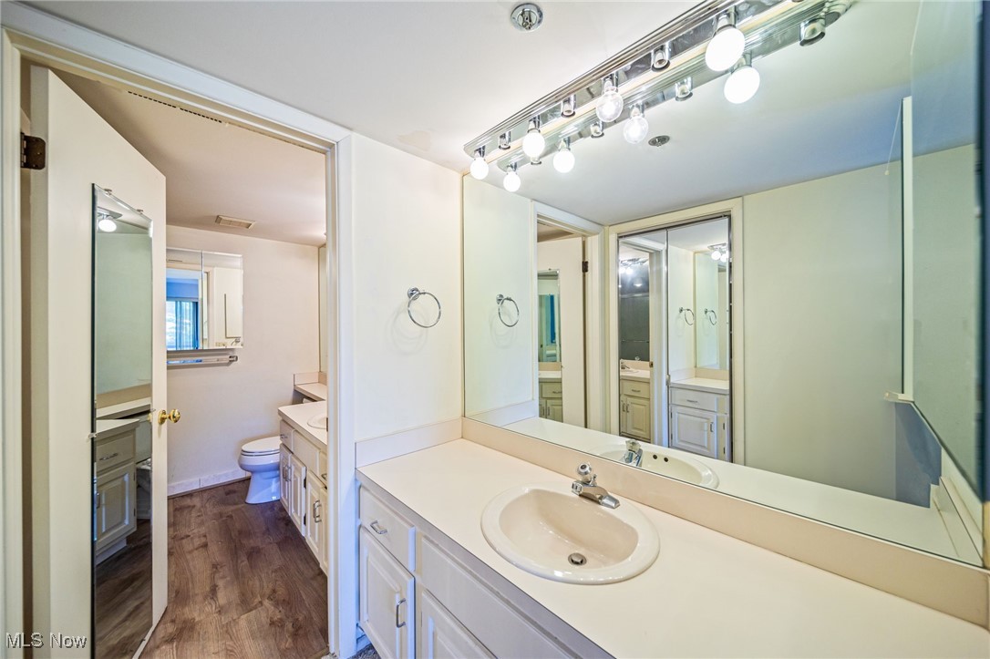 Woodhawk Club Condos - Residential