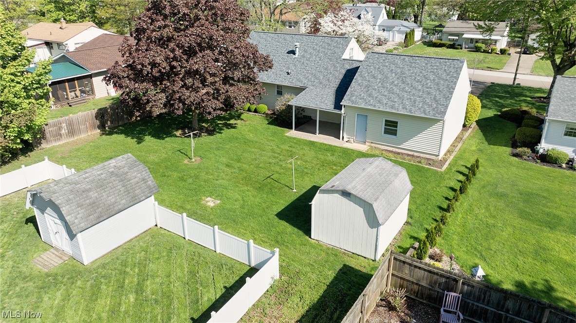 1592 Wilsonway Drive, Barberton, Ohio image 8