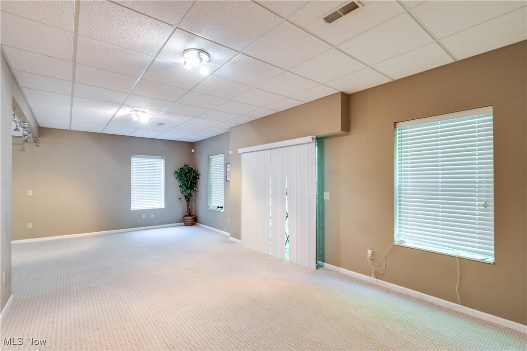2518 Cedar Creek Lane, Akron, Ohio image 30