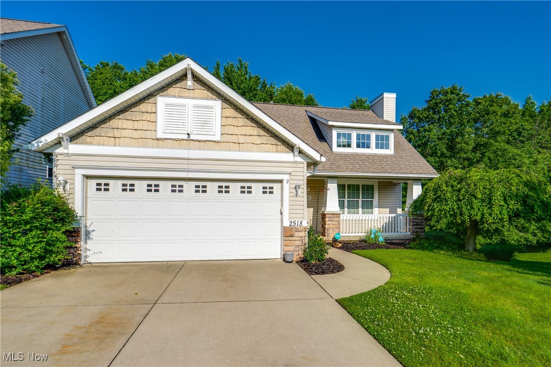 2518 Cedar Creek Lane, Akron, Ohio image 2