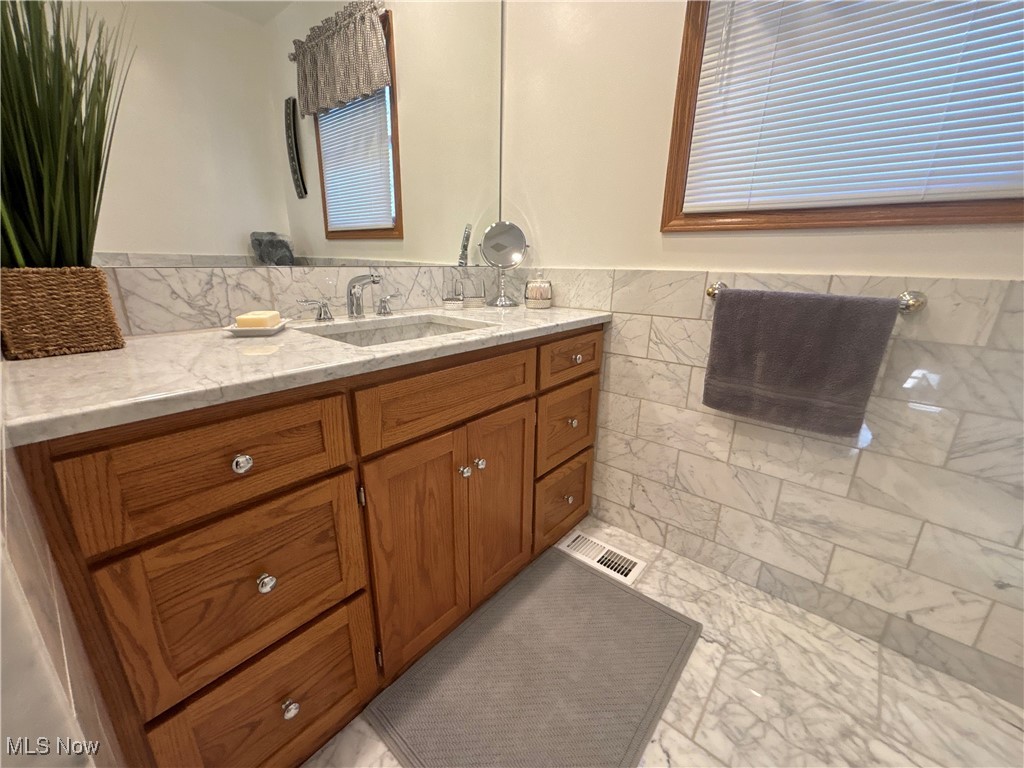 Briar Hill Sub - Residential