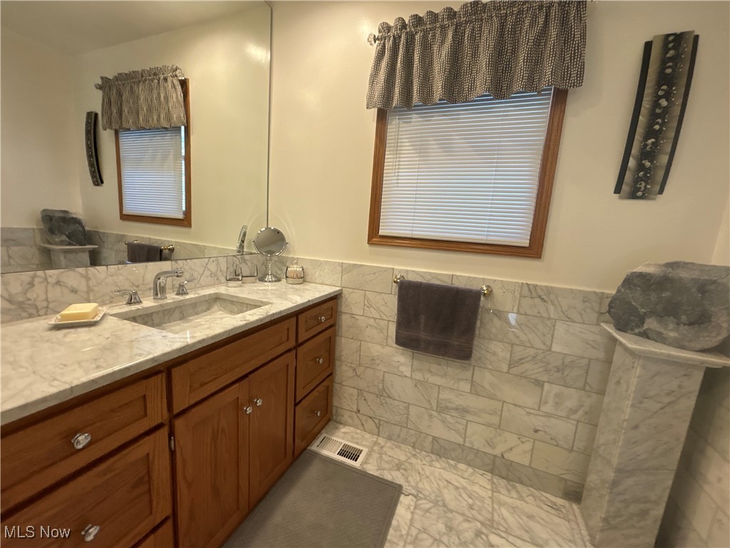 Briar Hill Sub - Residential