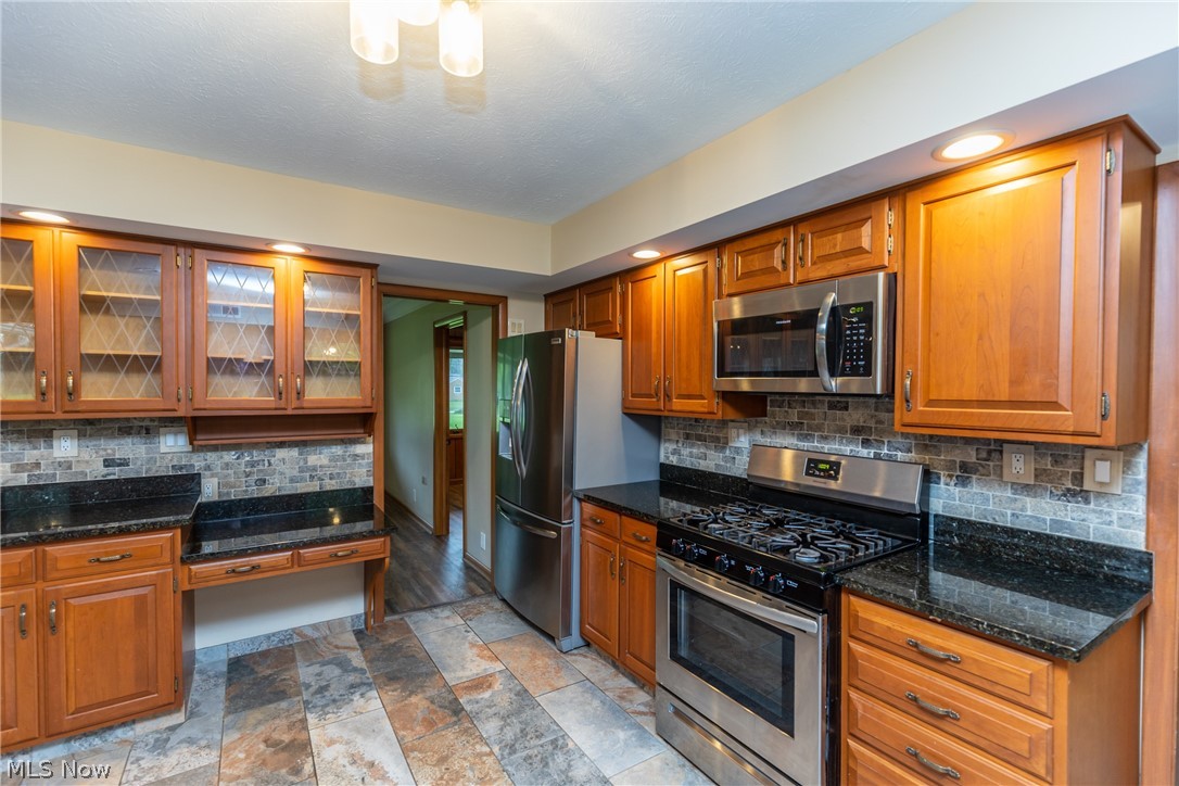 Tract 7 - Residential Lease