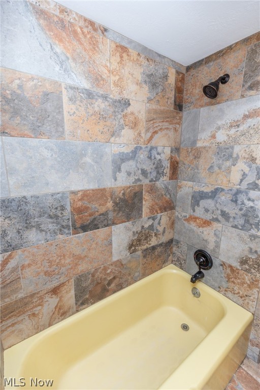 Tract 7 - Residential Lease