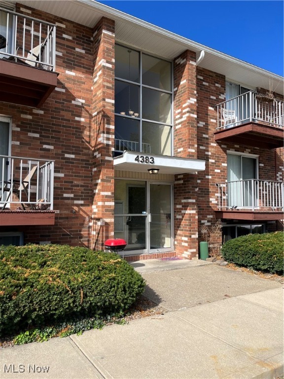 Inner Circle Condo - Residential