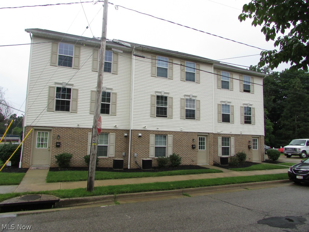 LIVE FOR FREE, or an excellent investment opporunity!! This 3 unit building is turn key income. Each unit has its own garage, laundry, and utilities. One 3 bed unit, and two 2 bed, all with 1.5 baths. All of the rooms are large. There is additional parking set aside for each unit.