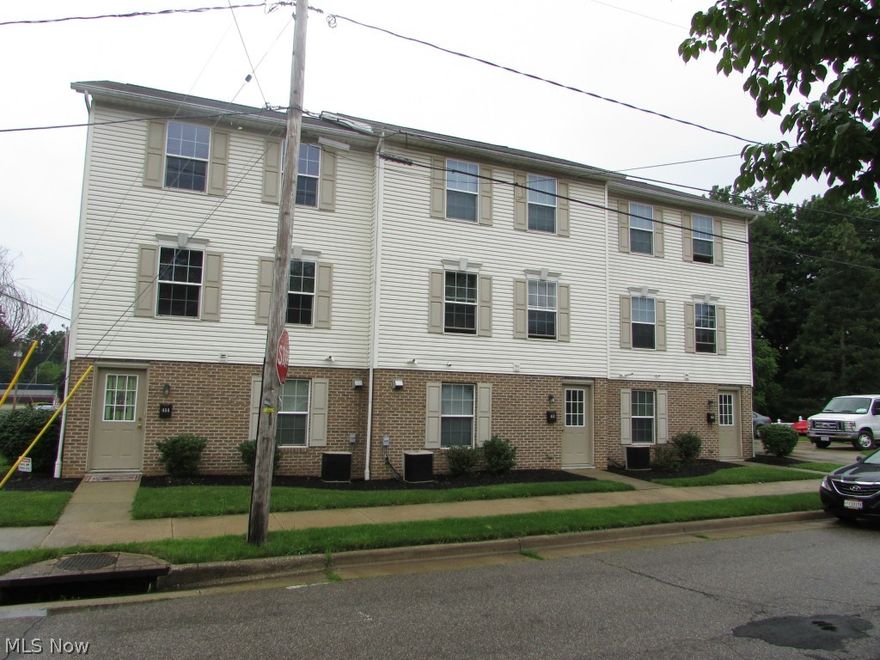 LIVE FOR FREE, or an excellent investment opporunity!!  This 3 unit building is turn key income.  Each unit has its own garage, laundry, and utilities.  One 3 bed unit, and two 2 bed, all with 1.5 baths.  All of the rooms are large.  There is additional parking set aside for each unit.