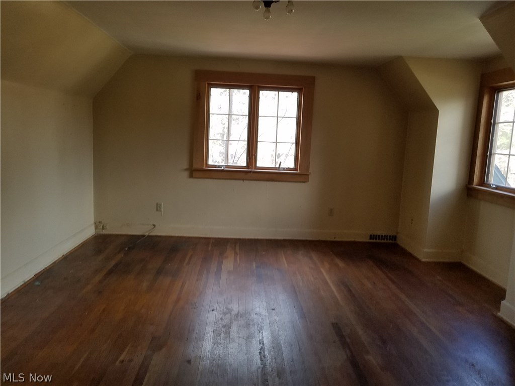 Montrose Acres - Residential