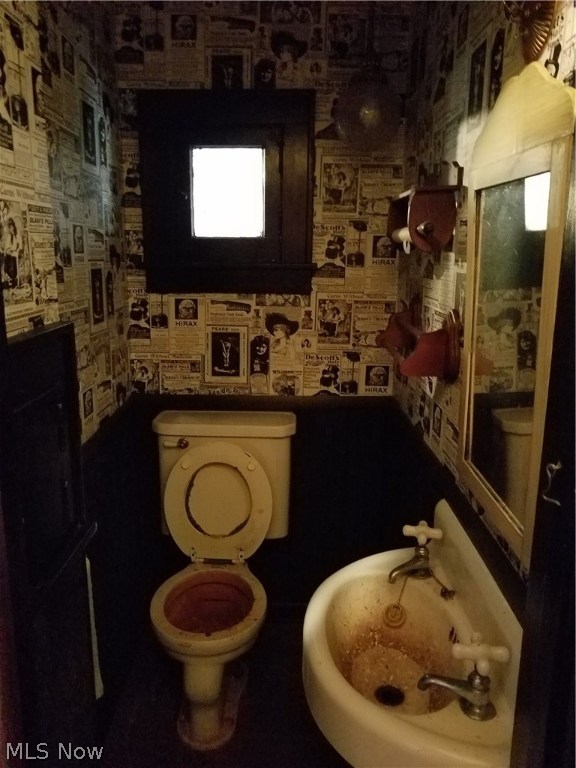 Montrose Acres - Residential