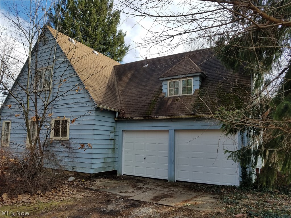 Montrose Acres - Residential