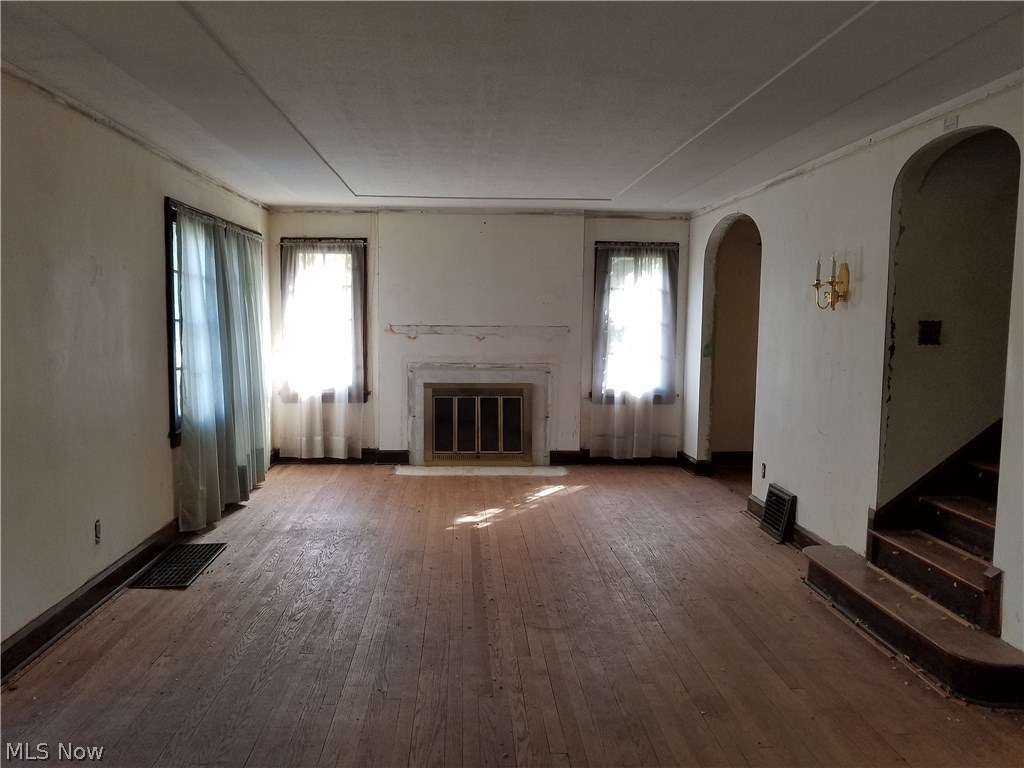 Montrose Acres - Residential